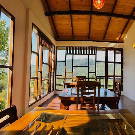 Travellers Nest Inn นูวาราเอลิยา ภายนอก รูปภาพ
