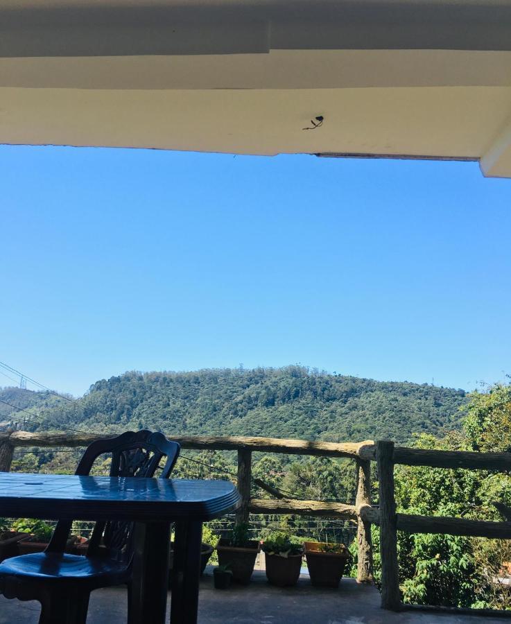 Travellers Nest Inn นูวาราเอลิยา ภายนอก รูปภาพ