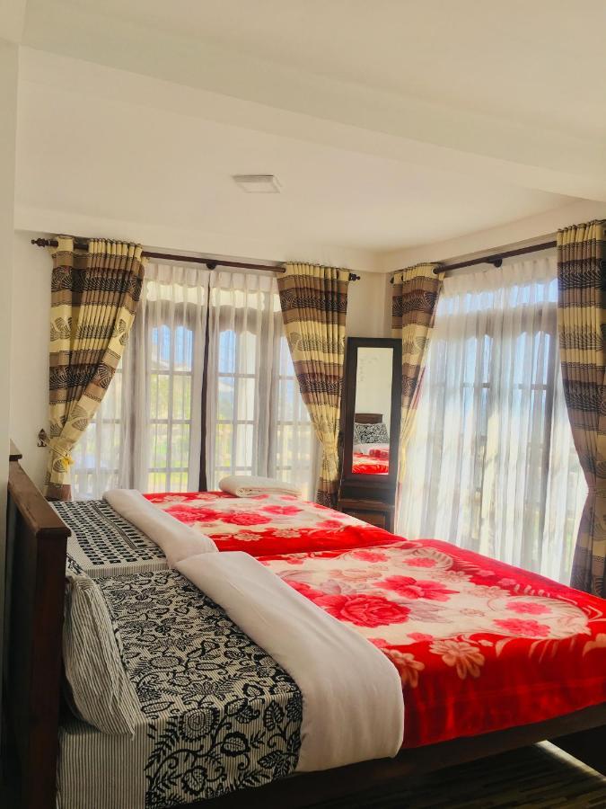 Travellers Nest Inn นูวาราเอลิยา ภายนอก รูปภาพ