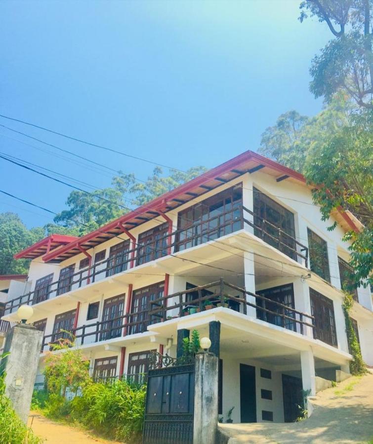 Travellers Nest Inn นูวาราเอลิยา ภายนอก รูปภาพ