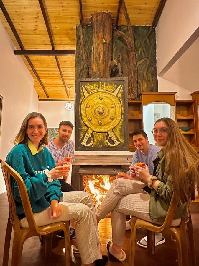 Travellers Nest Inn นูวาราเอลิยา ภายนอก รูปภาพ