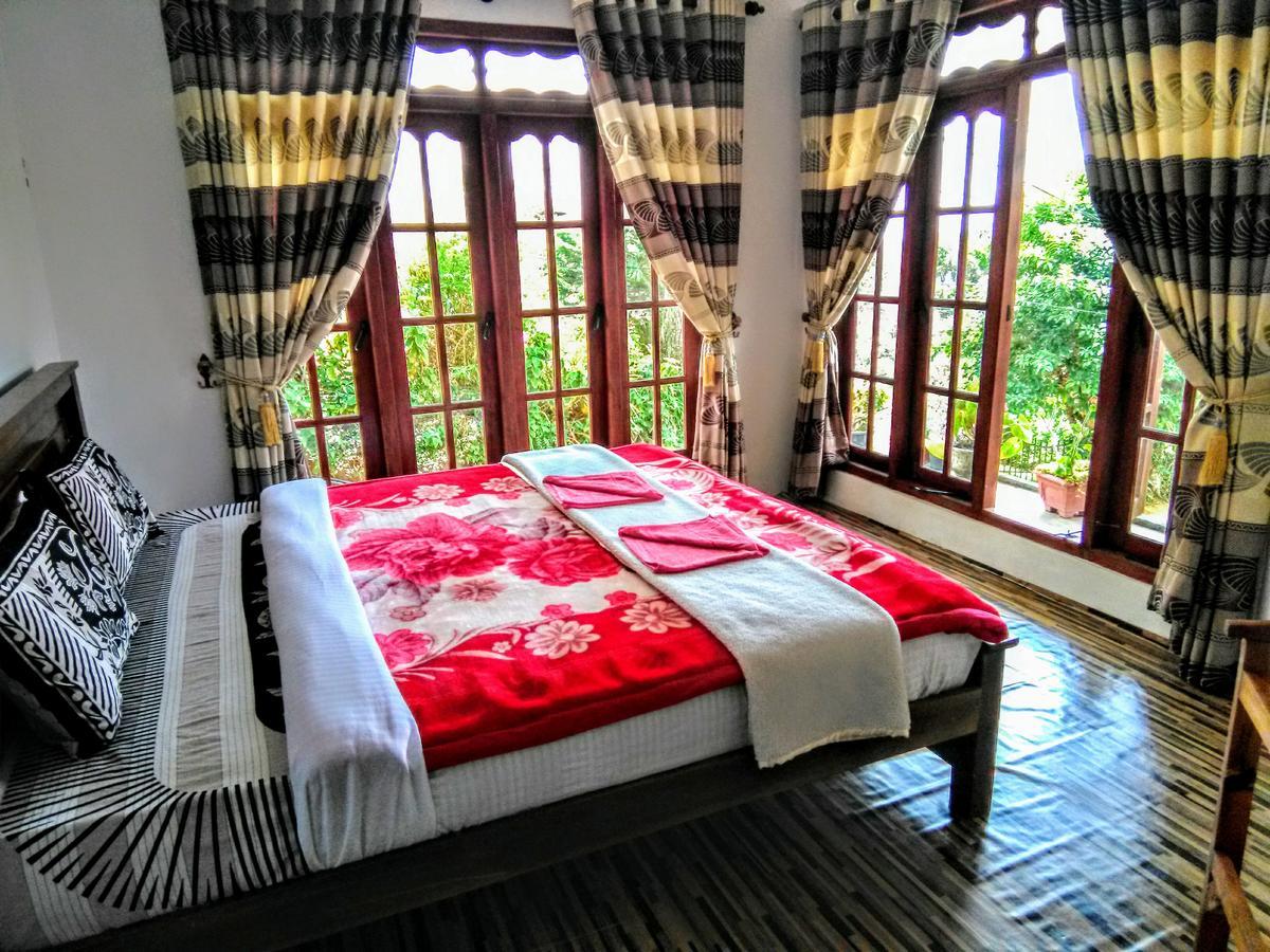 Travellers Nest Inn นูวาราเอลิยา ภายนอก รูปภาพ